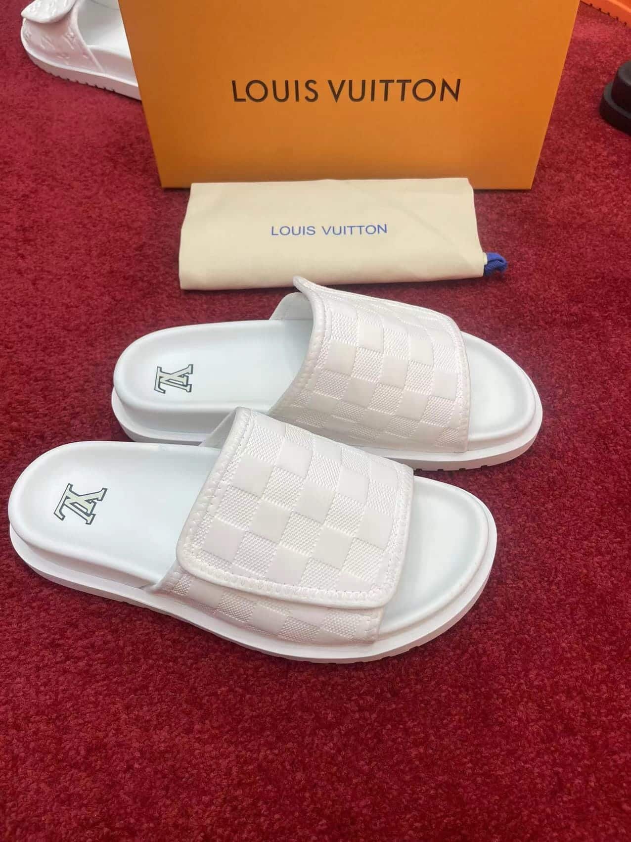 L0vis Vvtt0n Damier Flat Slides White