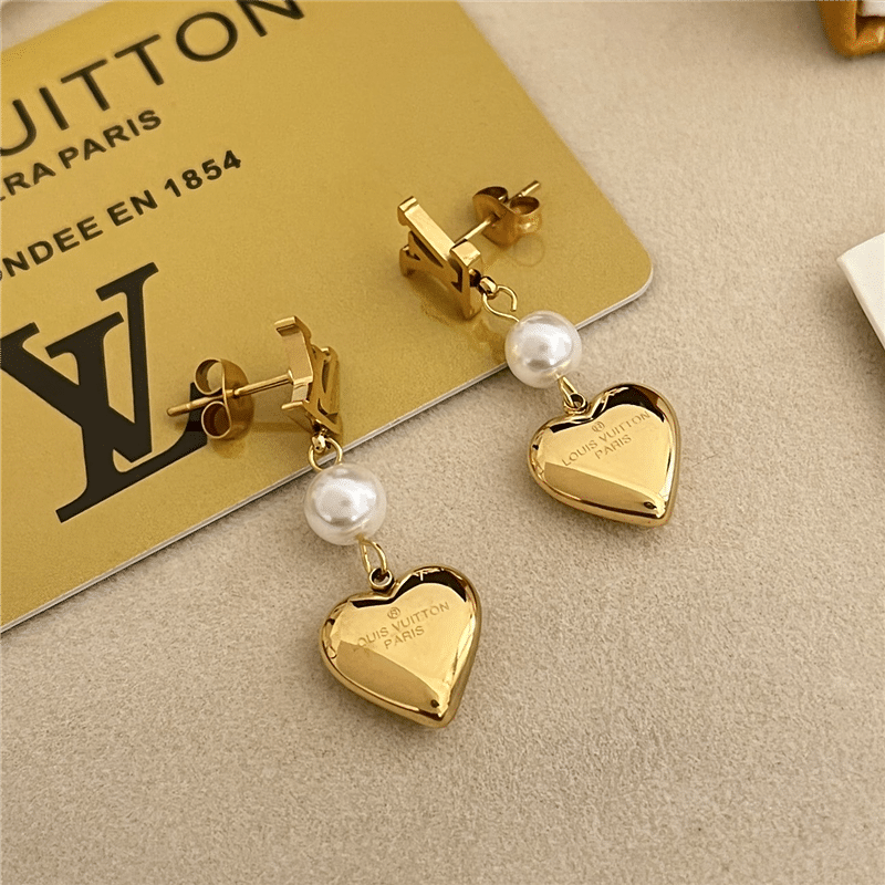 L0vis Vvtt0n Lv Heart Earrings Gold M01011