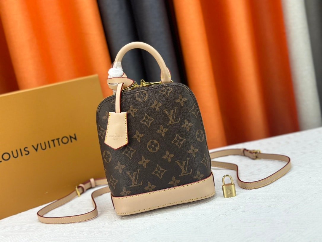 L0vis Vvtt0n Alma Backpack Monogram Canvas 20Cm M47132