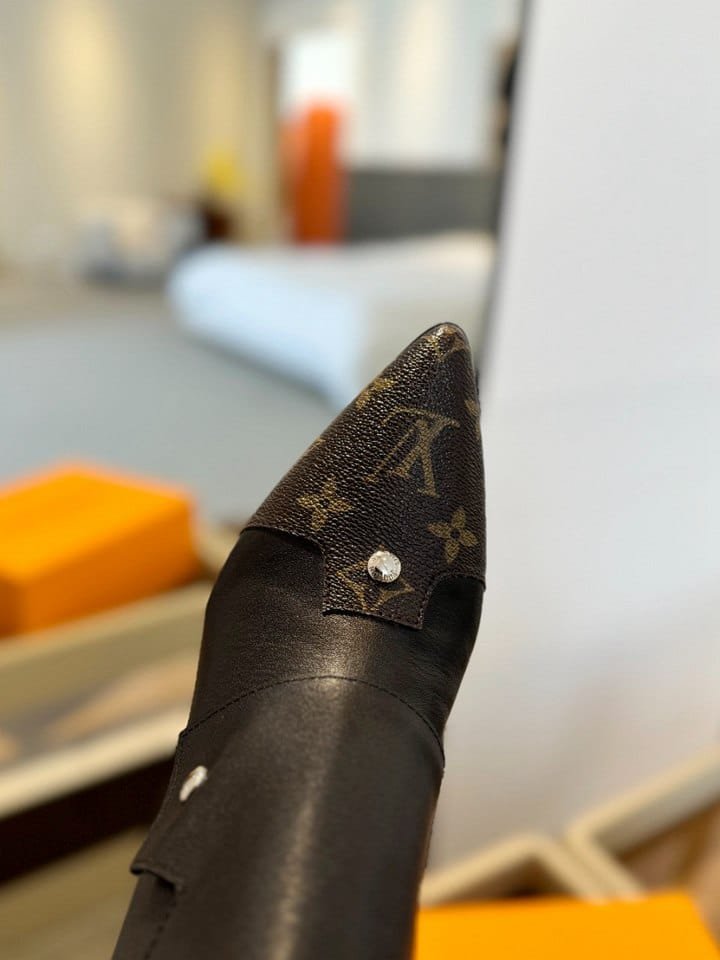 L0vis Vvtt0n Trinity Boot Monogram And Black