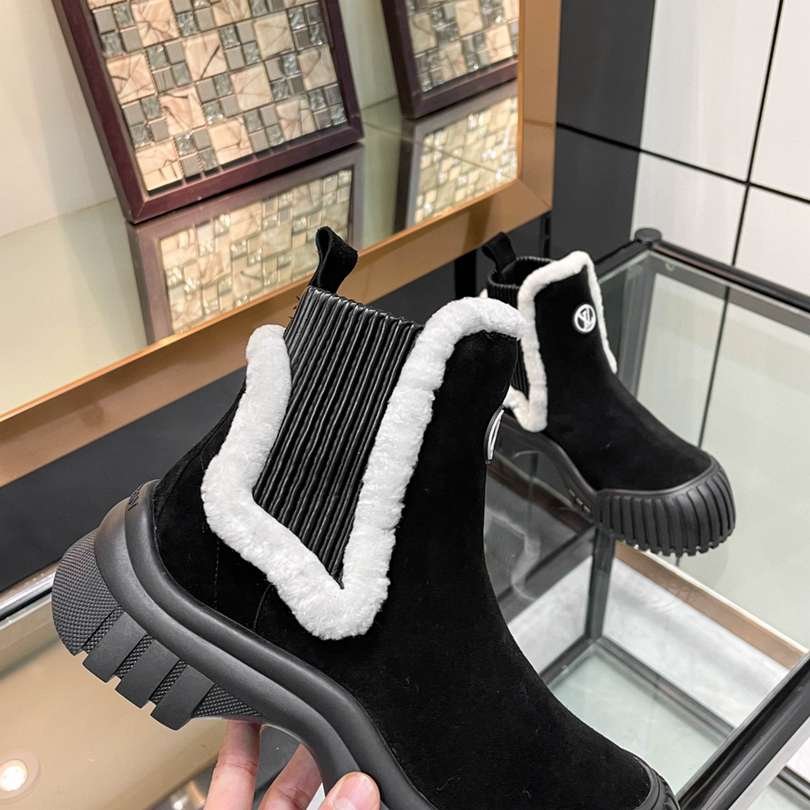 L0vis Vvtt0n Ruby Flat Boots Suede Calfskin And Shearling Black 1Ac7Ac