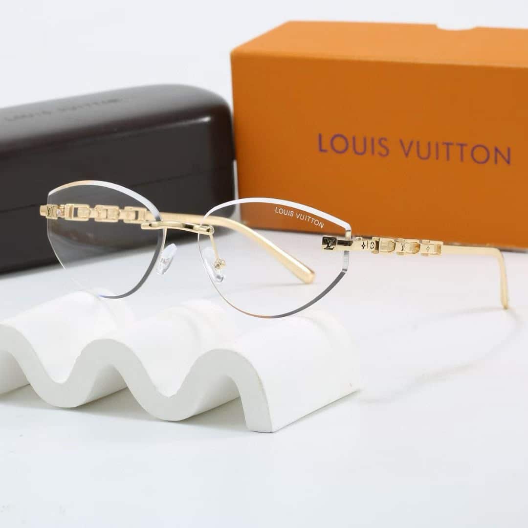 L0vis Vvtt0n Iconique Féline Sunglasses Transparent