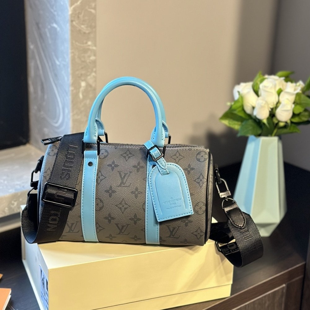 L0vis Vvtt0n Keepall Bandoulière 25 Monogram Eclipse Reverse Turquoise 25Cm M11645