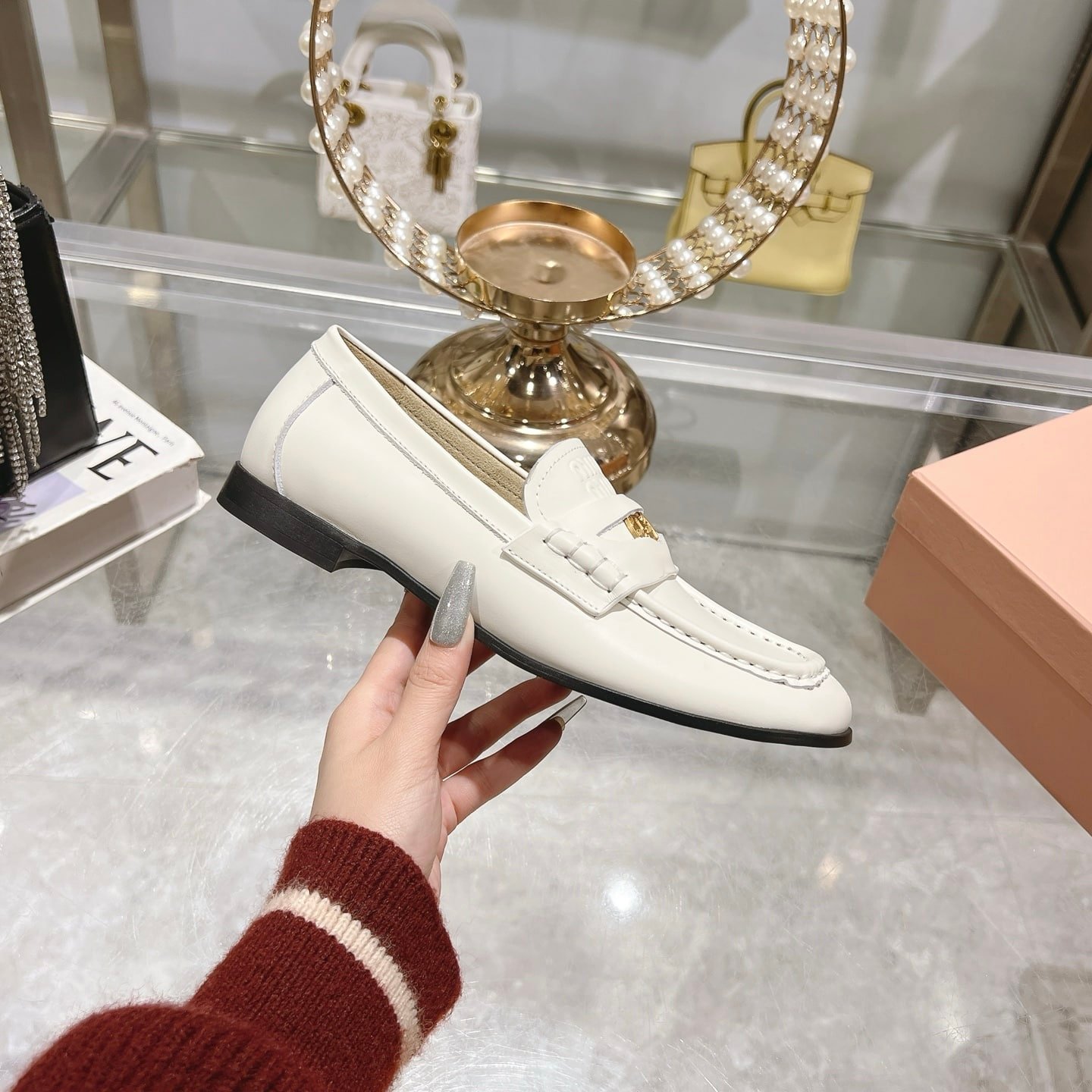 M1um1u Leather Loafers White