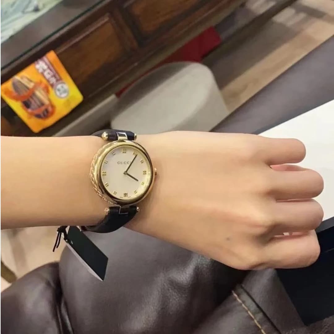 Gvc*1 Diamantissima Swiss Quartz With Black Strap And Gold Tone 27Mm Ya141404