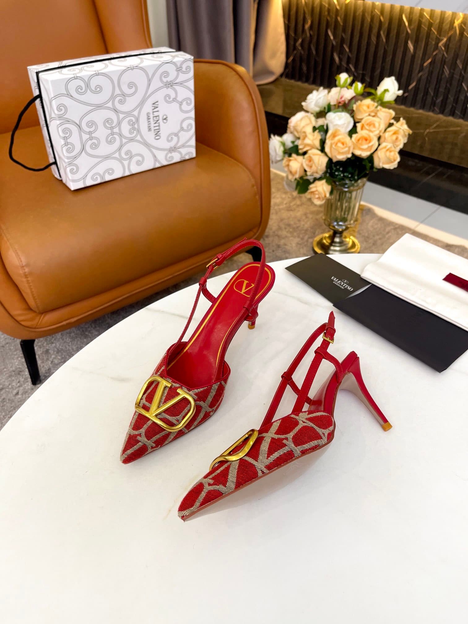 Va1e*ntin0 Garavani Vlogo Signature Slingback Pump In Toile Iconographe Red