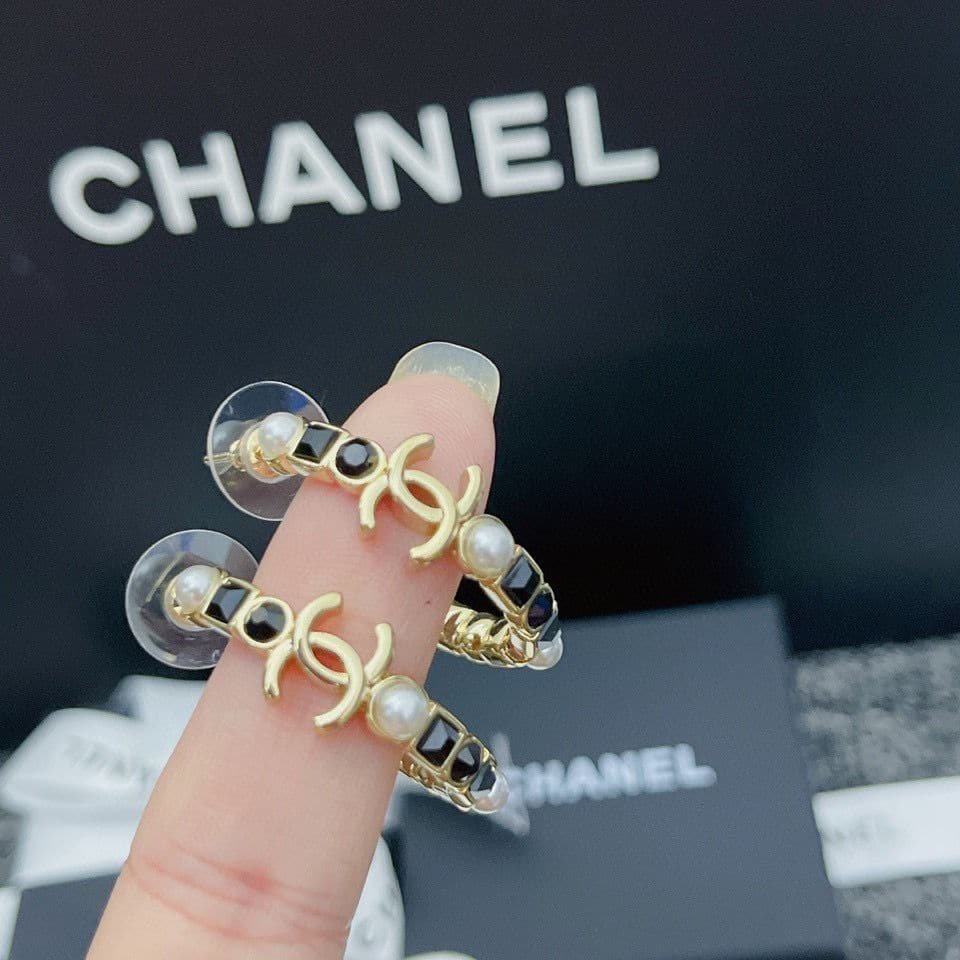 Ch**el Hoop Earrings Metal Gold And Black Ab7836 B07668 Ng856