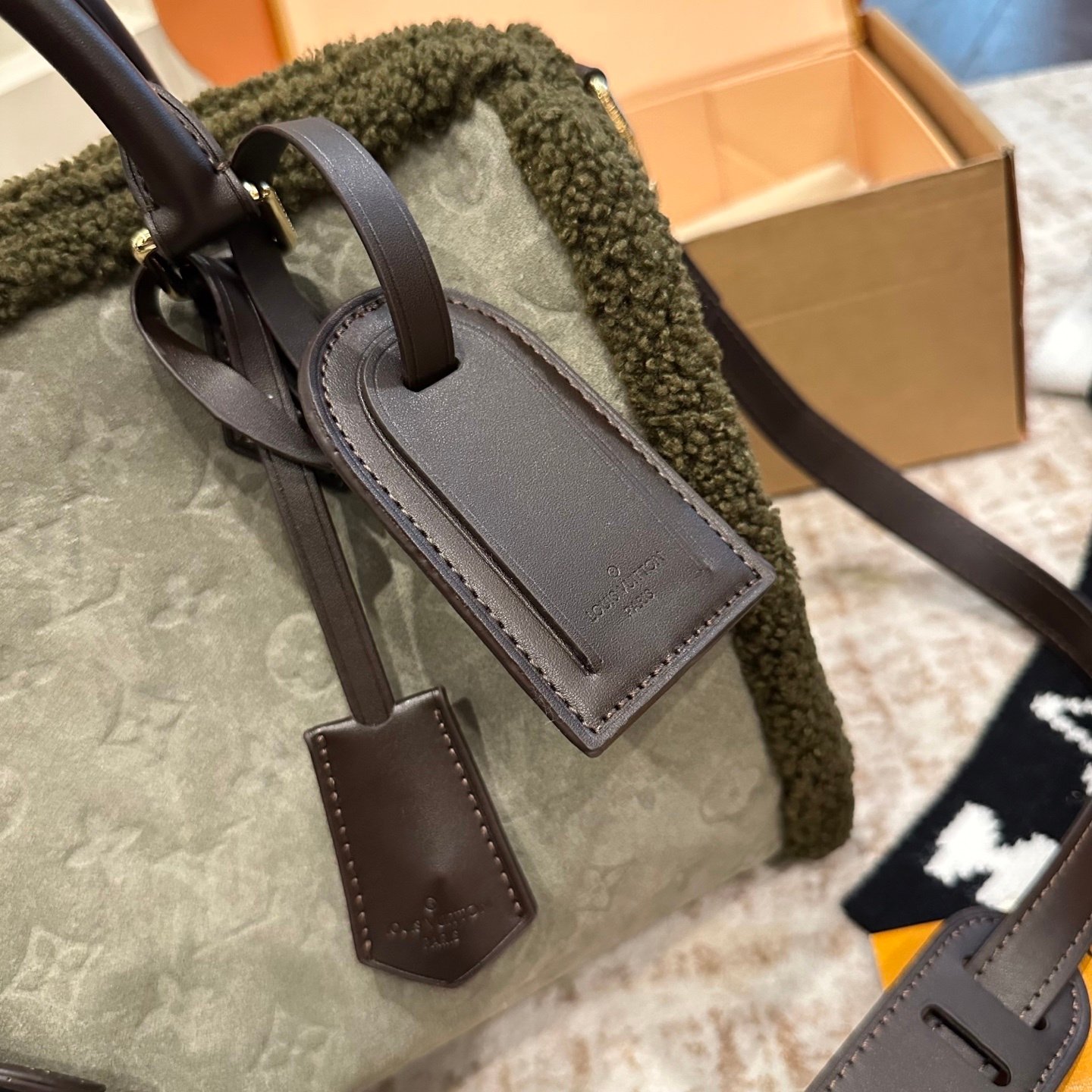 L0vis Vvtt0n Speedy P9 Bandoulière 30 Khaki 30Cm M27014
