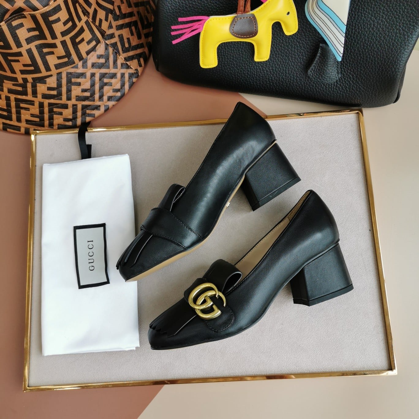 Gvc*1 Mid Heel Pump Leather Black 408208 C9D00 1000