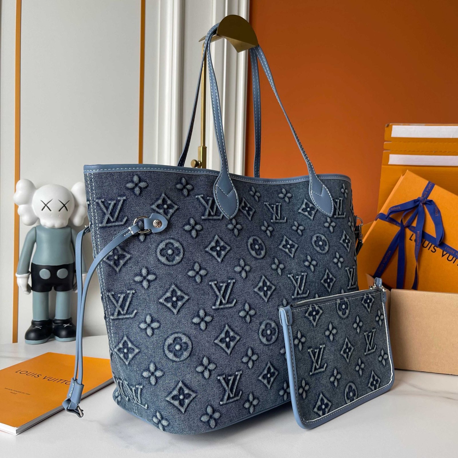 L0vis Vvtt0n Neverfull MM Bag Monogram Denim Blue 32Cm