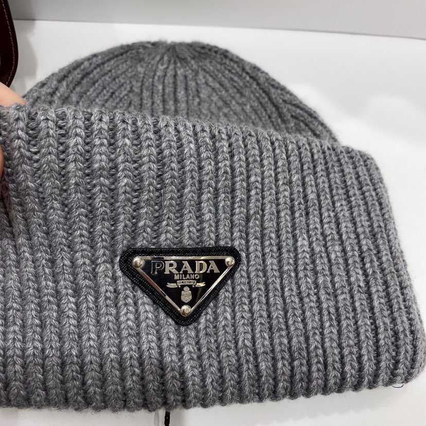 Pra*a Wool And Cashmere Beanie Silver Grey Umd489 3Im F0480 S 211