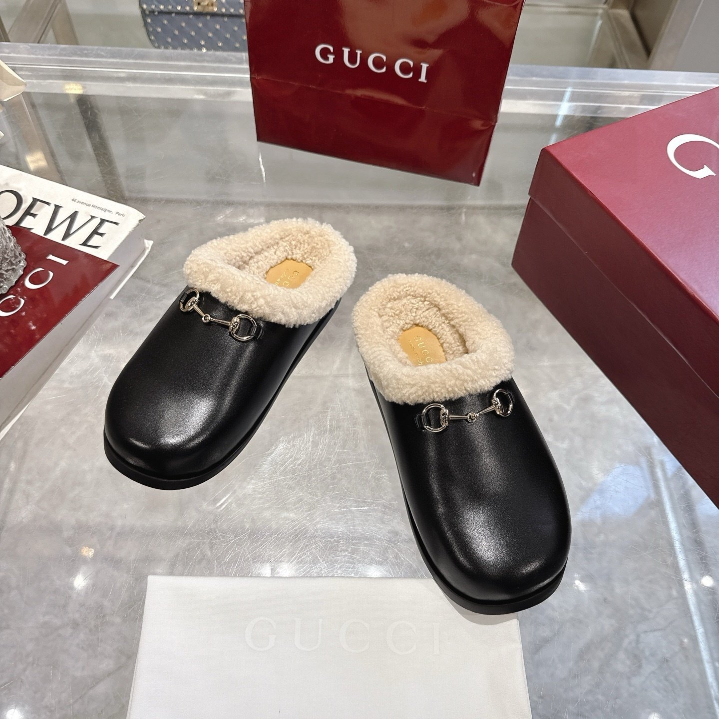 Gvc*1 Women Mule With Horsebit Black Leather