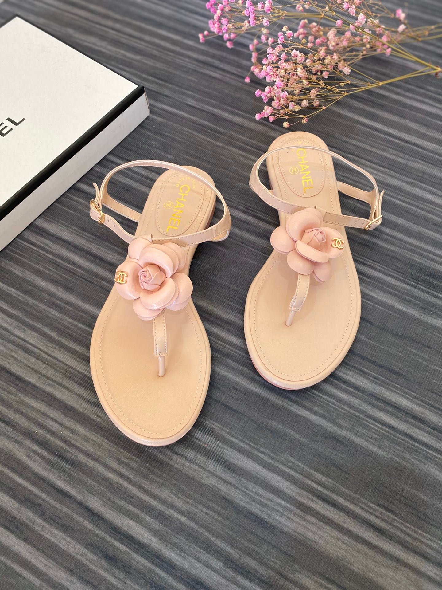 Ch**el Jelly Rubber Camellia Sandals Pink