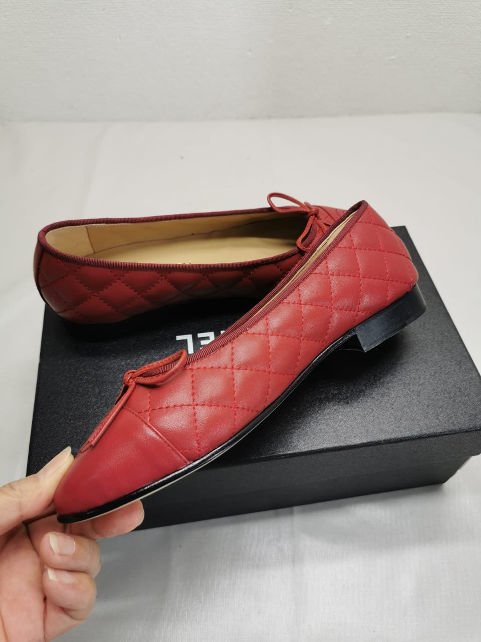Ch**el Ballerina Flat Shoes In Red