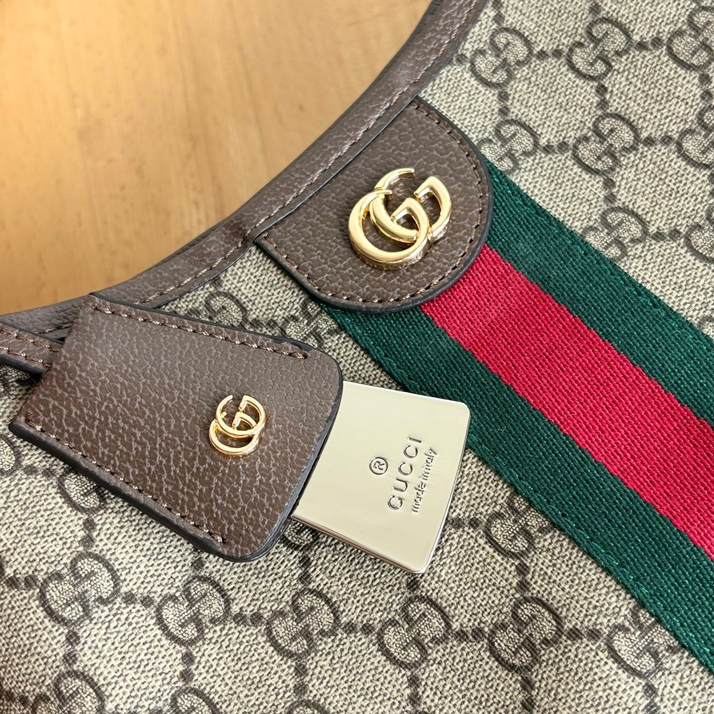 Gvc*1 Ophidia Small Shoulder Bag Beige And Dark Brown 23Cm 836872 Fae0K 9853