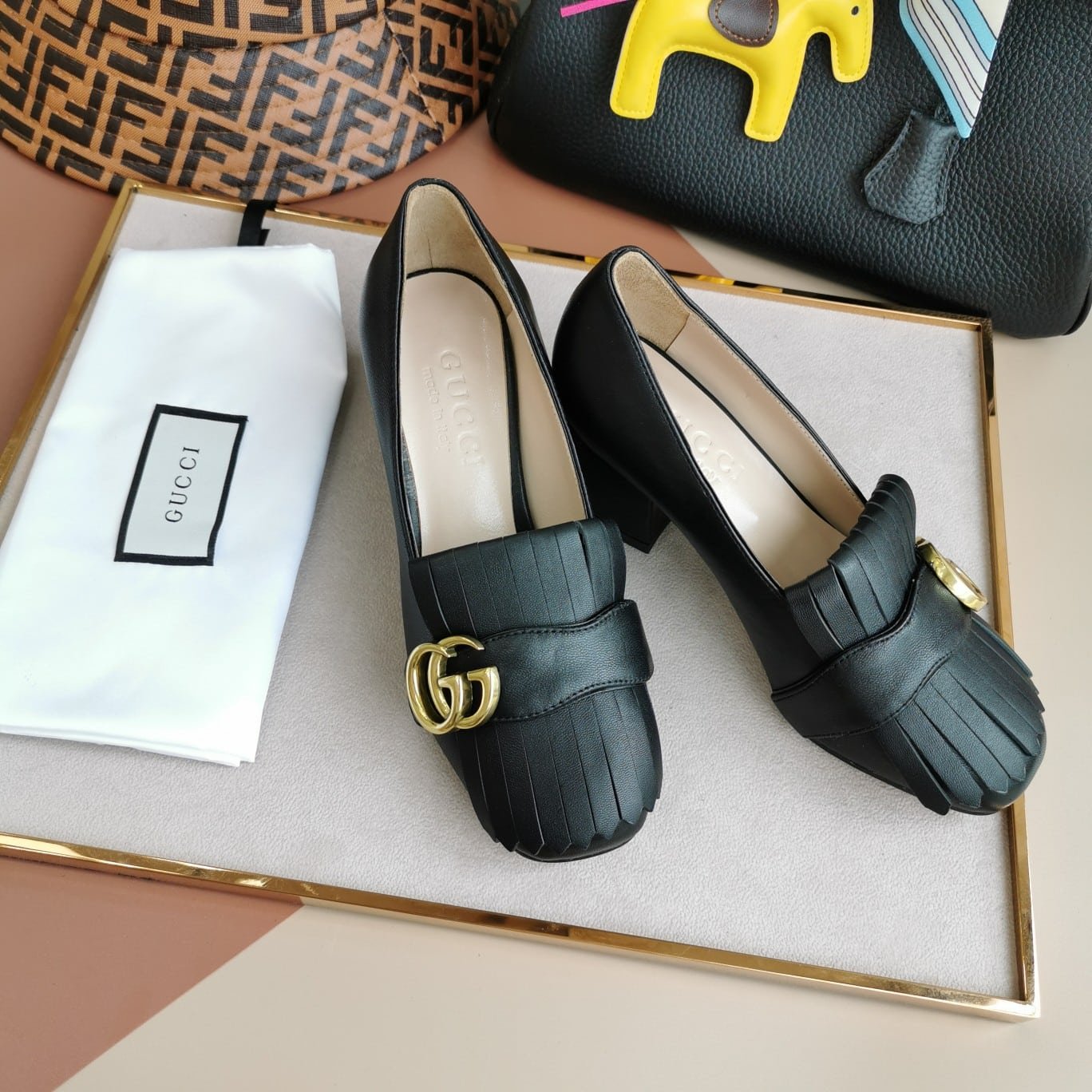 Gvc*1 Mid Heel Pump Leather Black 408208 C9D00 1000