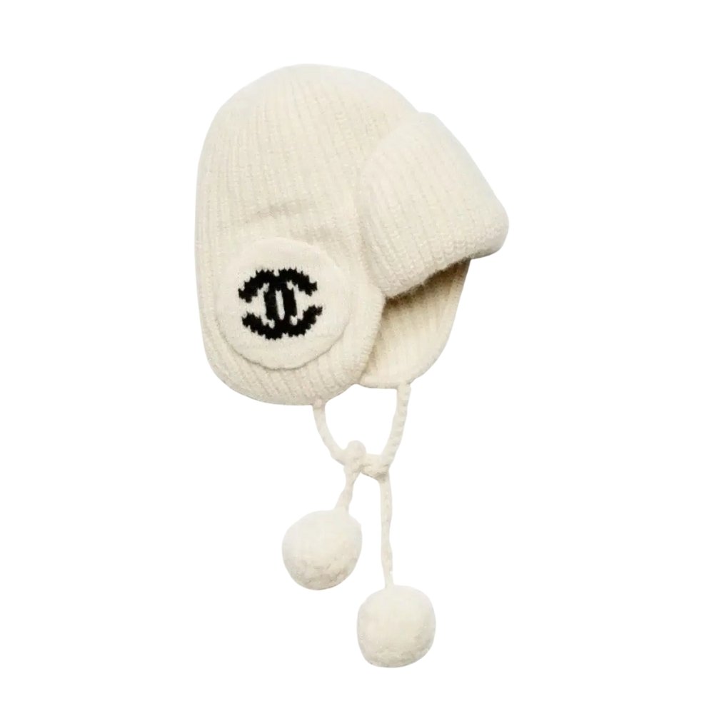 Ch**el Cashmere Beanie Creme